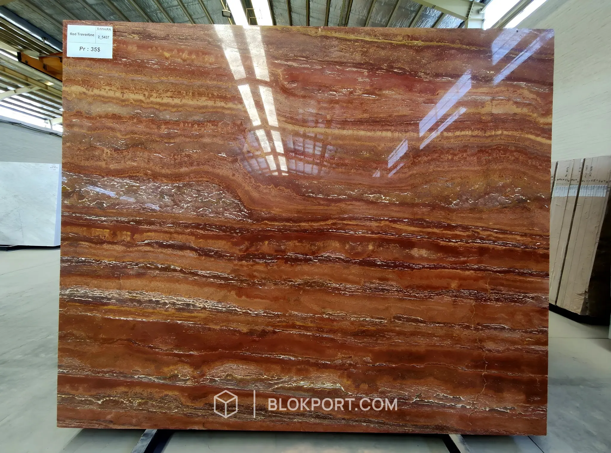 Red Travertine ملمع, الصورة 1 من 3