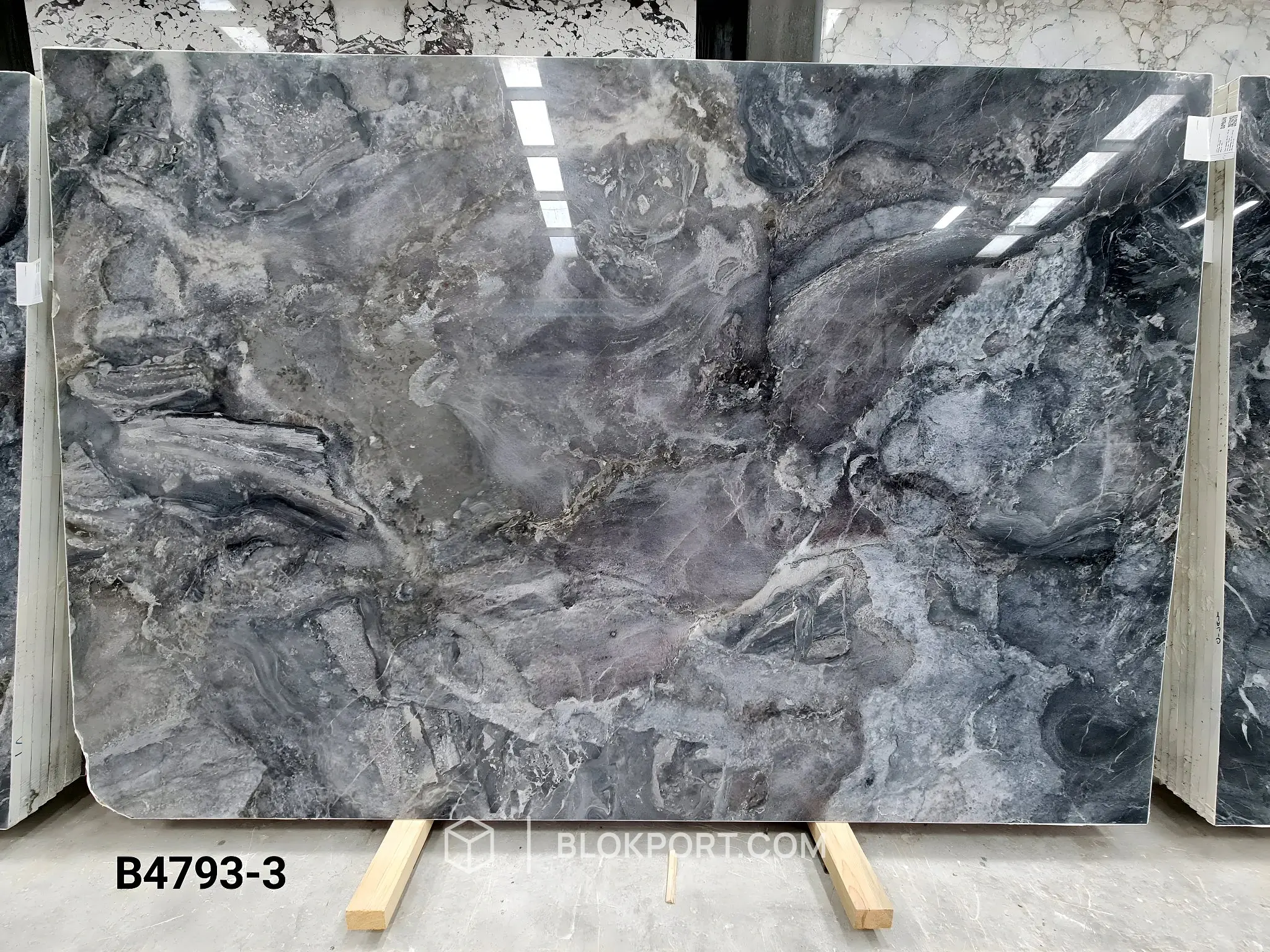Cascata Grey Poliert Marmor, Foto 1 von 4