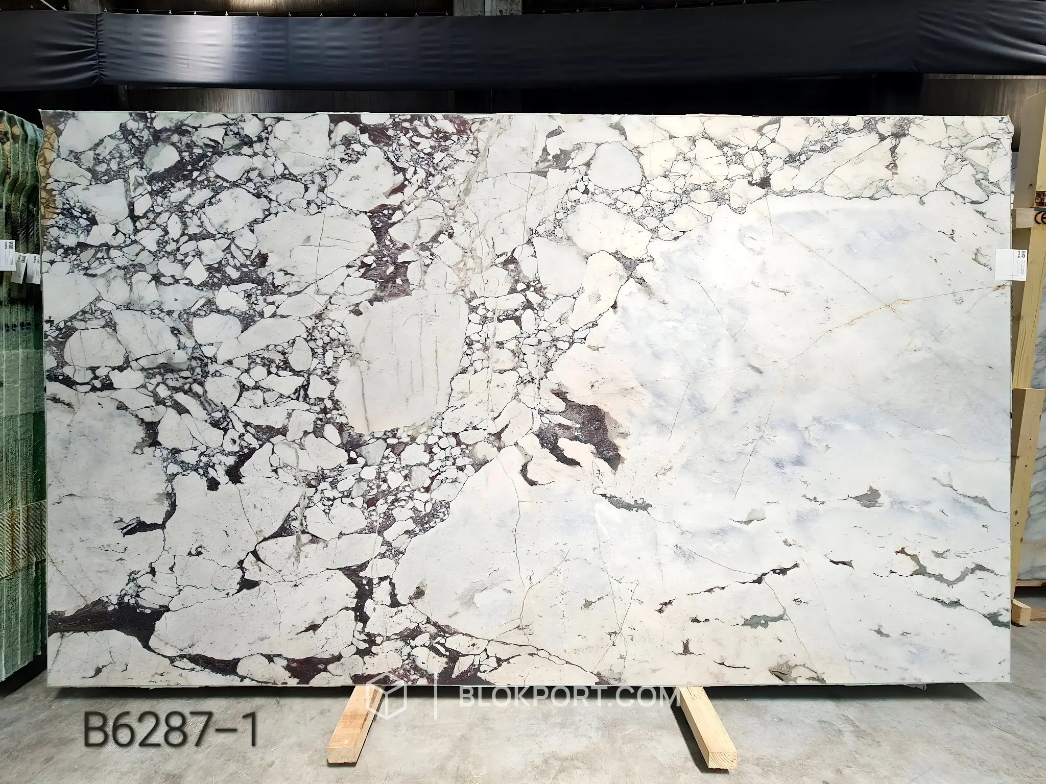 Calacatta Viola Geschliffen Marmor, Foto 1 von 8