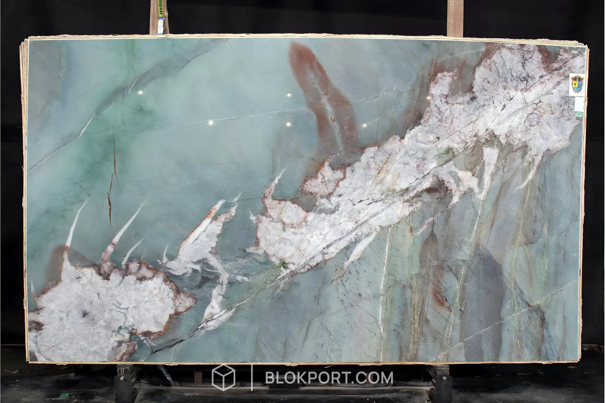 Arturo Blu Polished Quartzite
