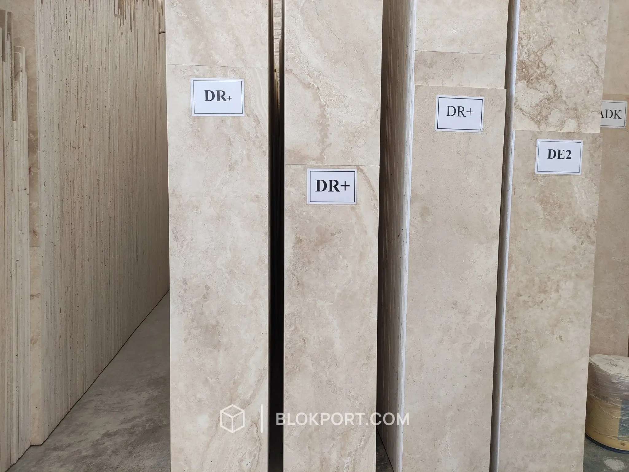 White Travertine 抛光, 1 张图片，共 3 张