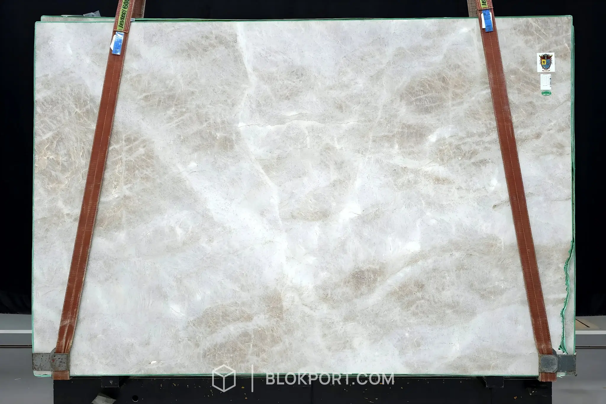 Perla Santana Leathered Quartzite