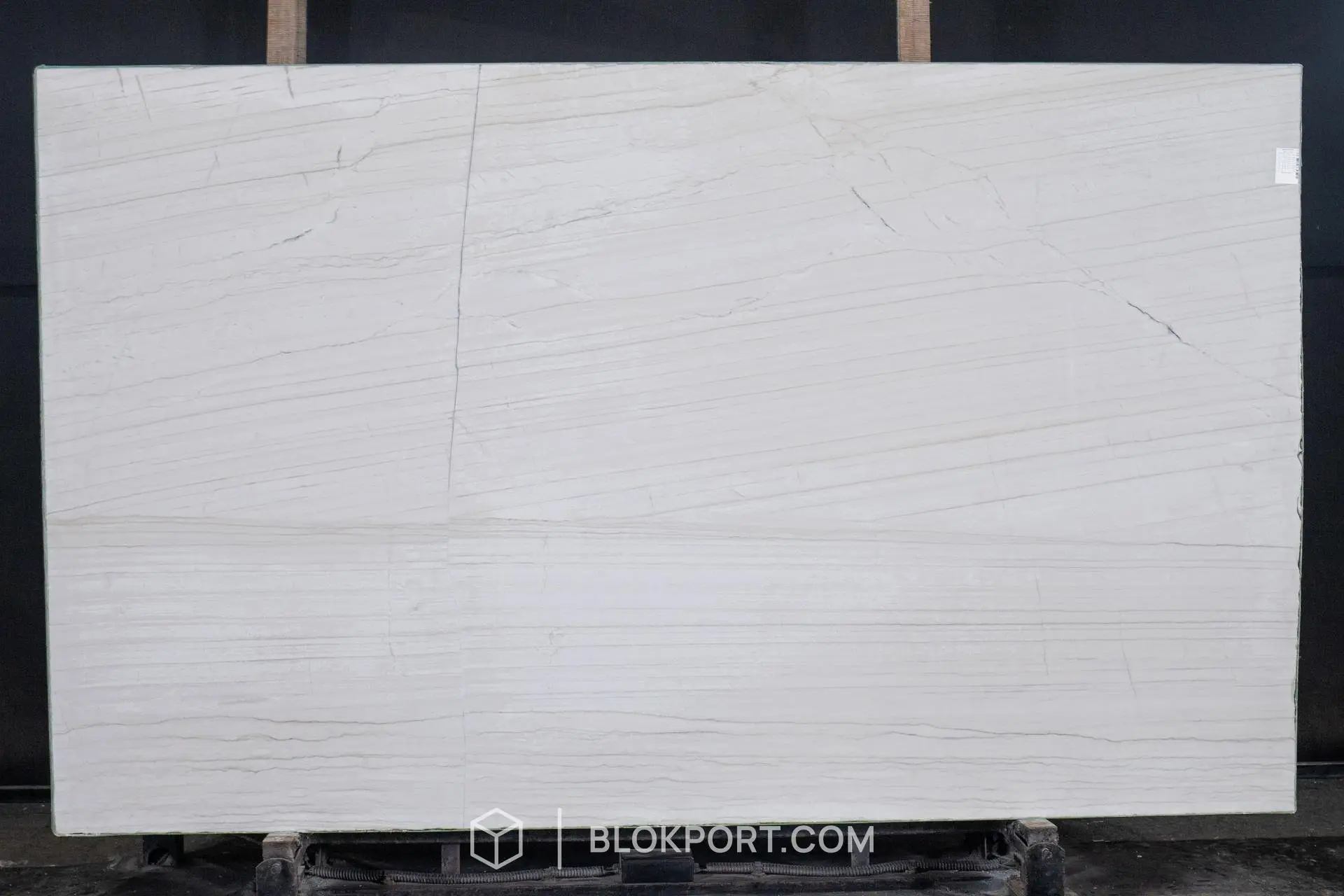 Lux White Lucidato Quarzite, foto 1 di 1