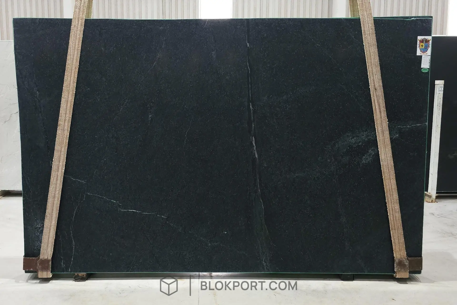 Black Soapstone مصقول مطفي, الصورة 1 من 3