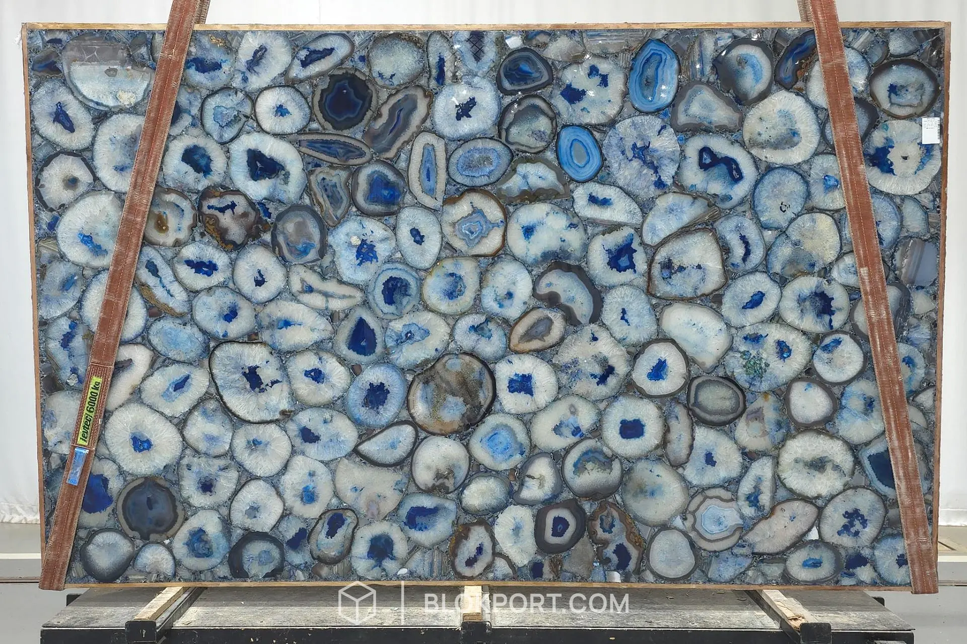 Agata Blue Polished Agate, photo 1 of 3