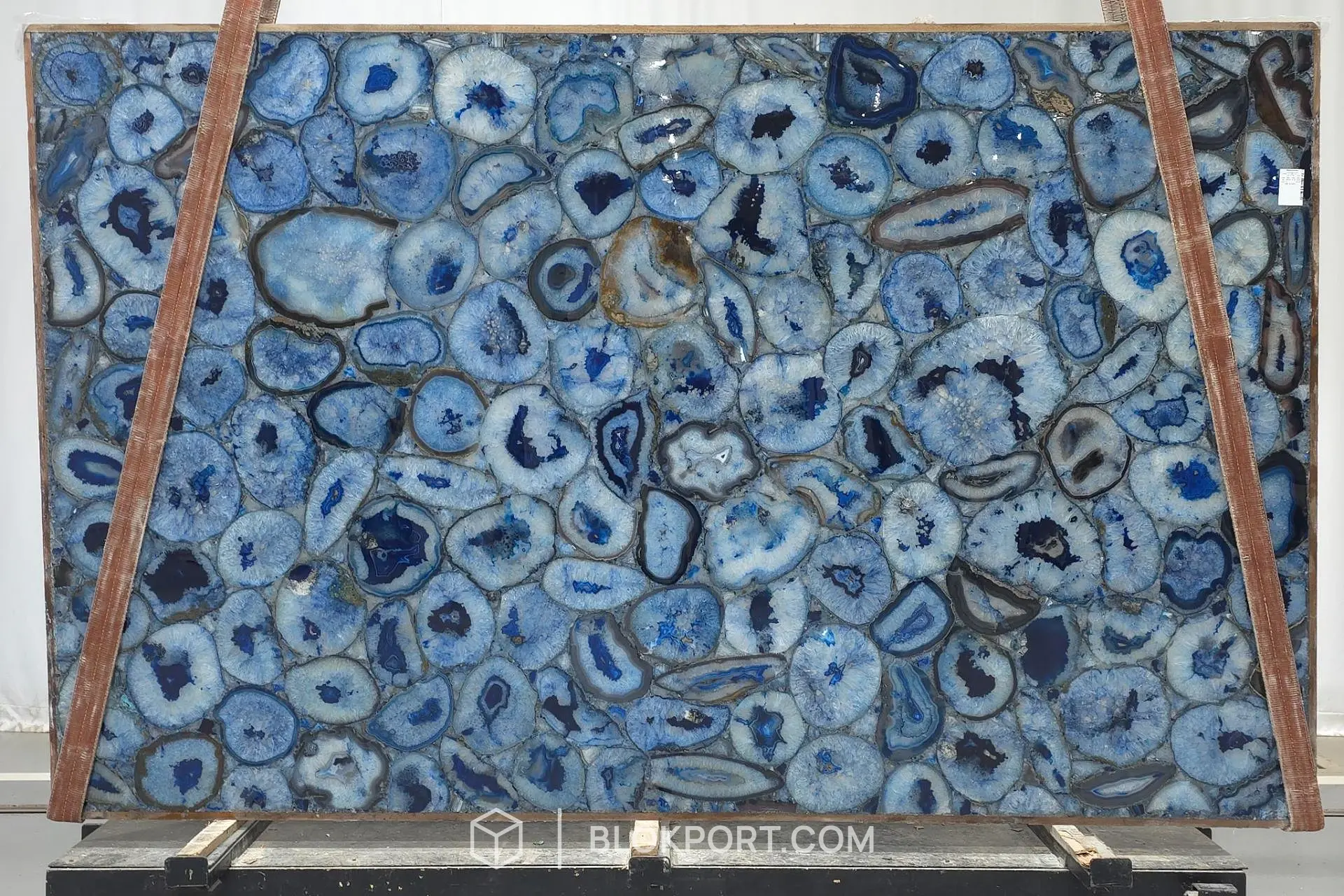 Agata Blue Lucidato Agata, photo 1 of 3