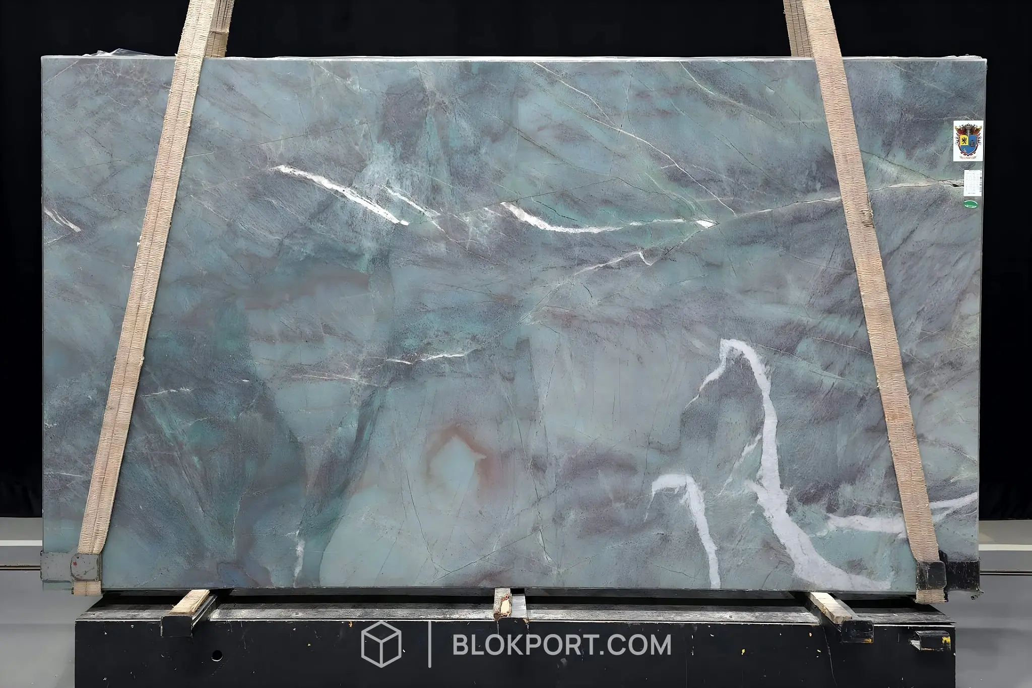Arturo Blu Honed Quartzite