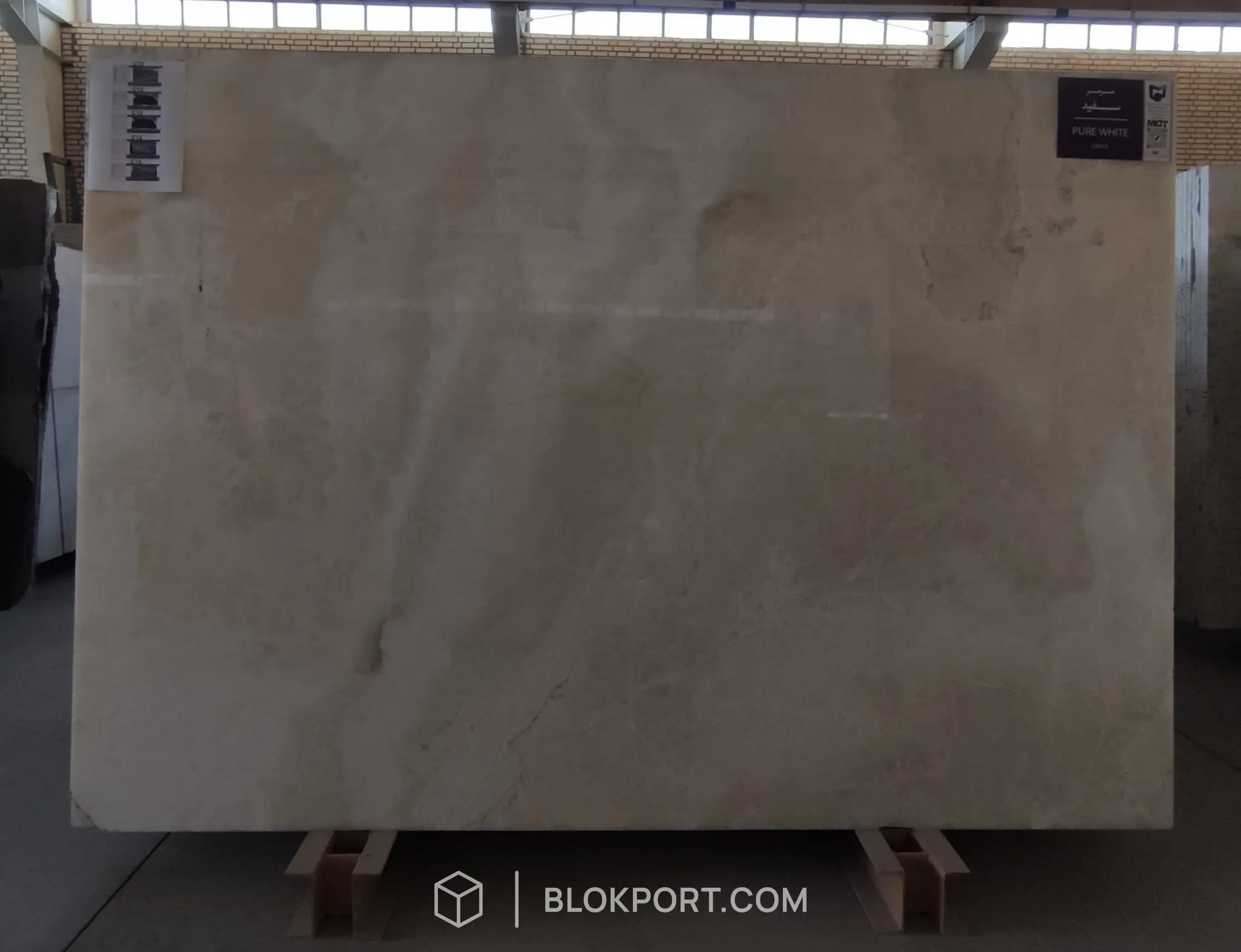 Pure White Lucidato Onice, foto 1 di 3