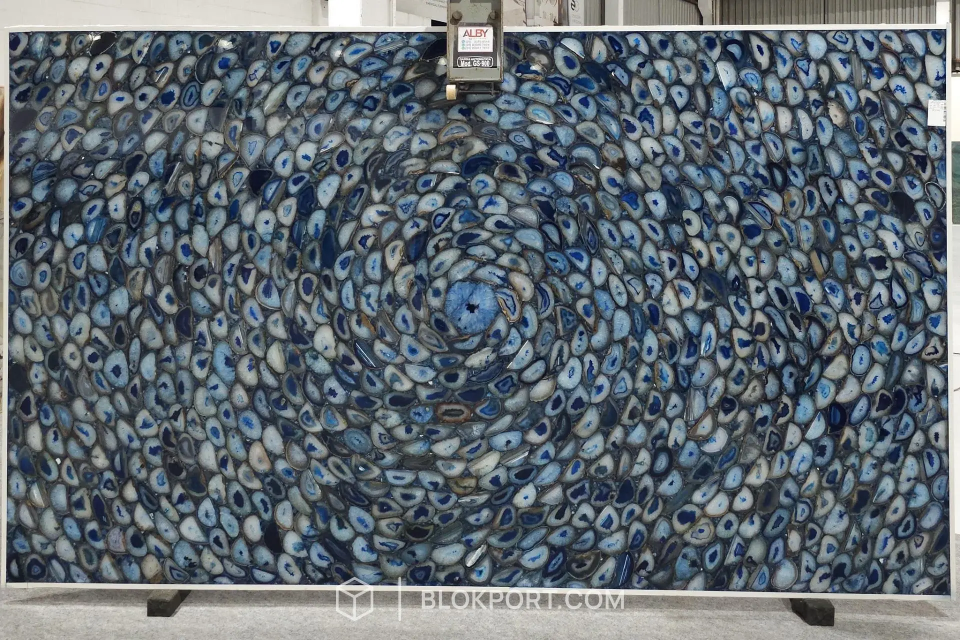 Agata Blue Spiral 抛光 玛瑙, photo 1 of 3