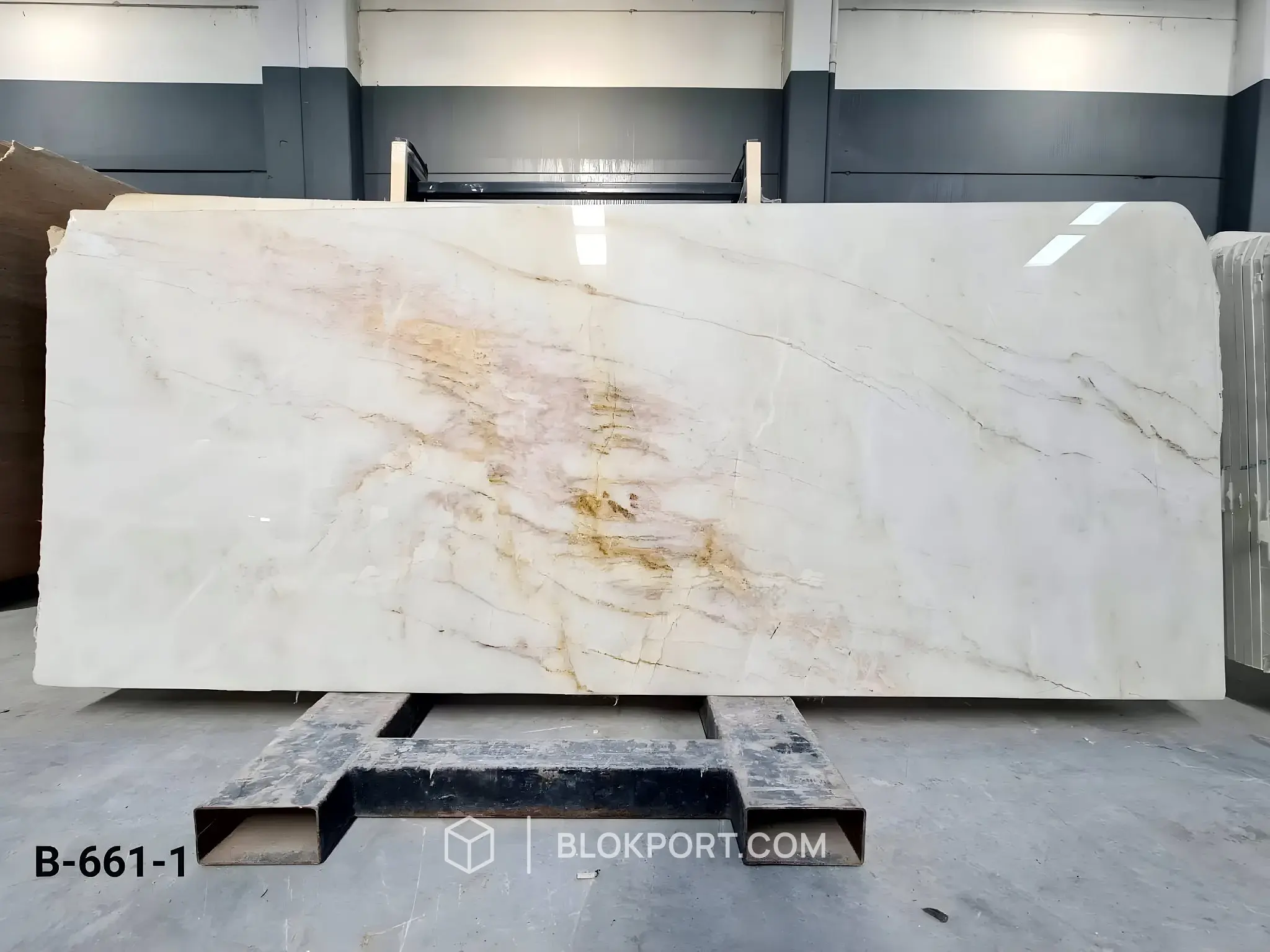 Turkish Calacatta Gold Poli Marbre, photo 1 sur 2