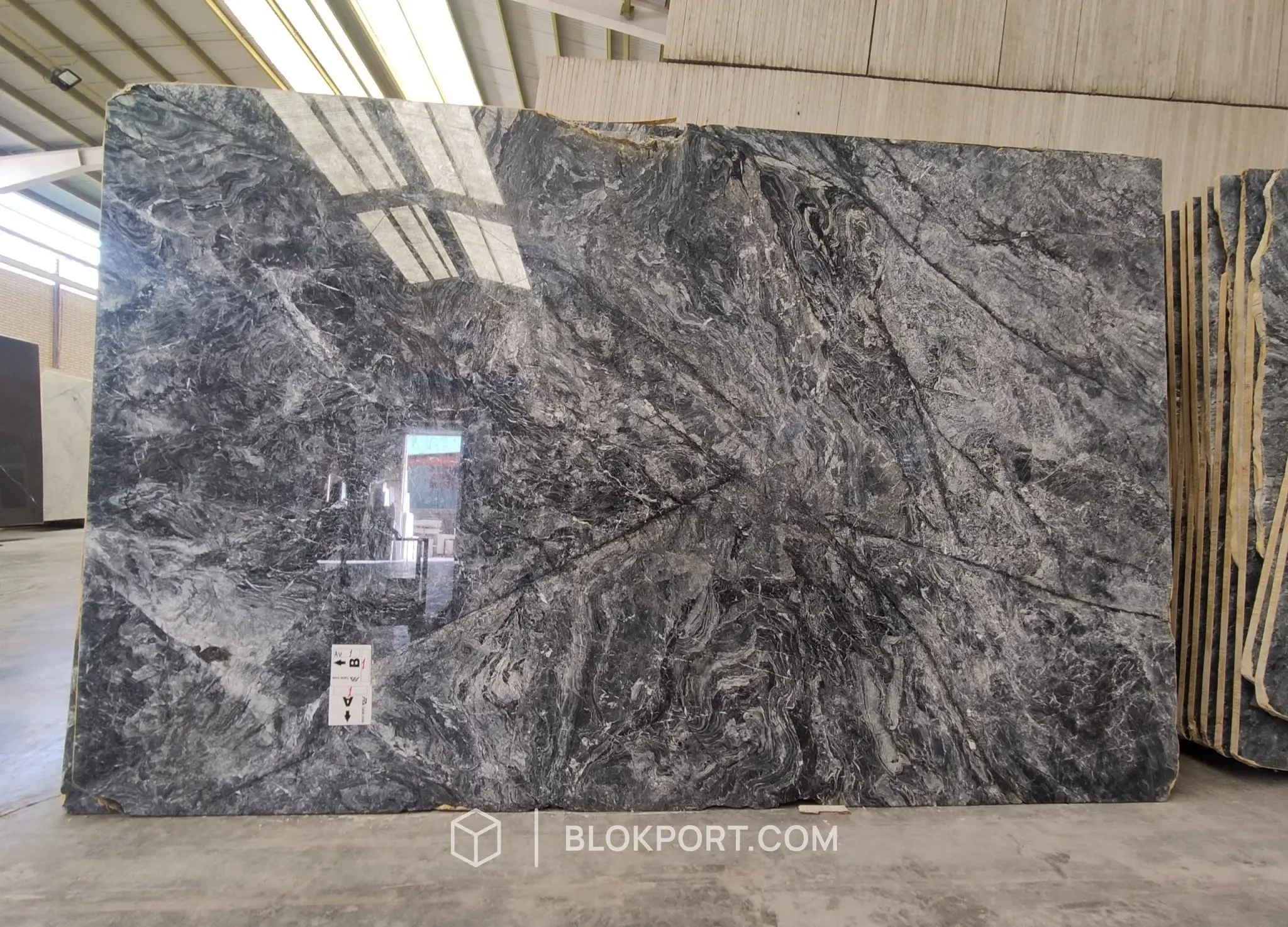 Persian Silver Wave 抛光 大理石, 1 张图片，共 2 张