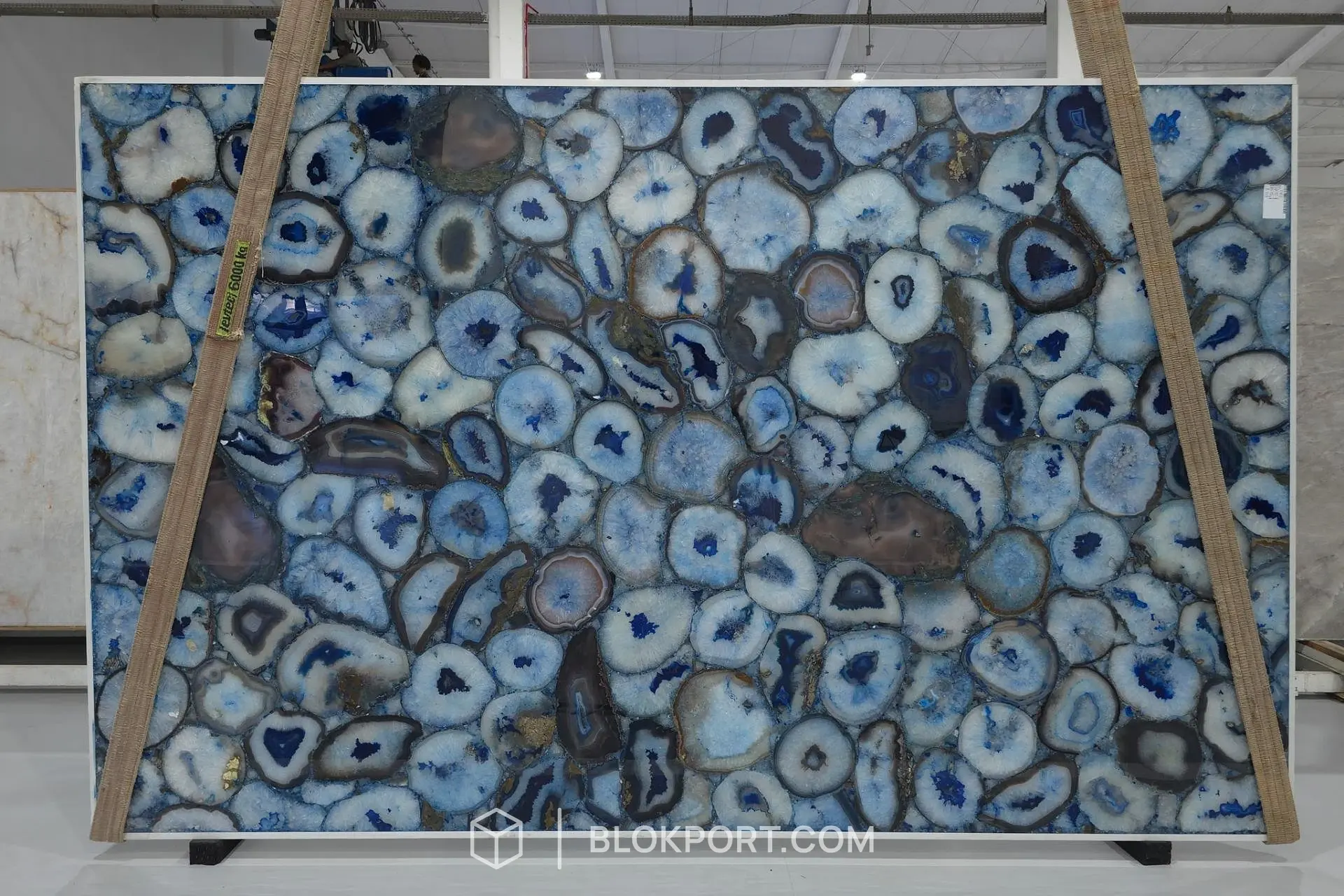 Agata Blue Lucidato Agata, photo 1 of 4