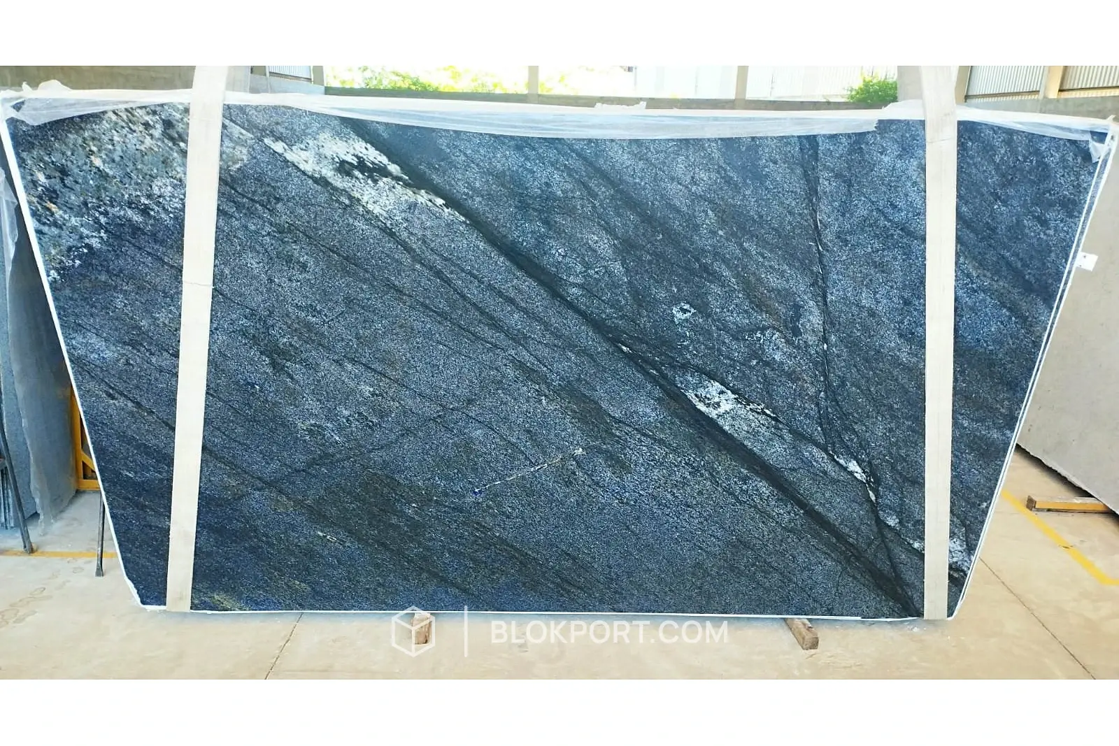 Sodalite Baia Polished