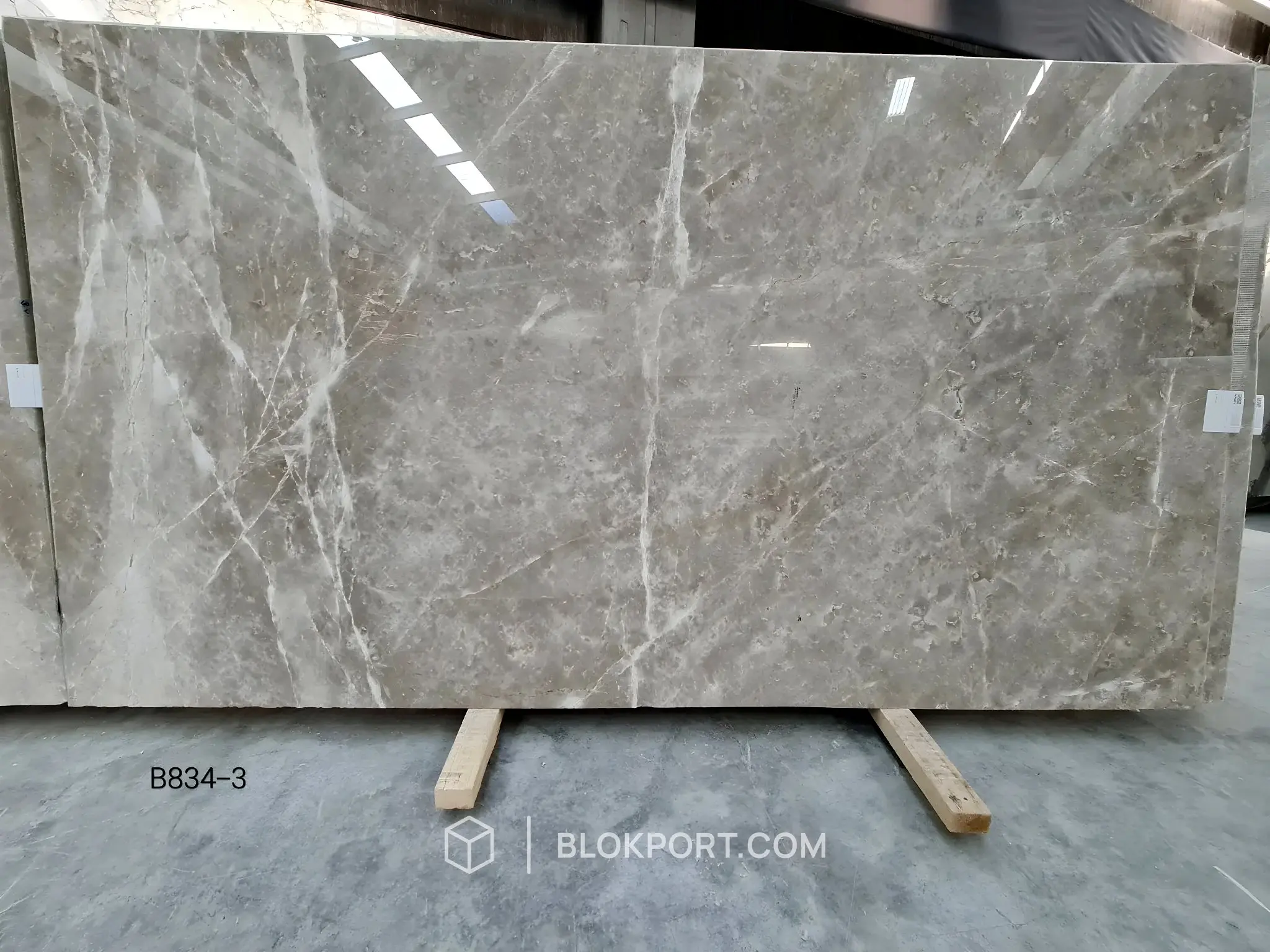 Karaman Grey Poliert Marmor, Foto 1 von 3