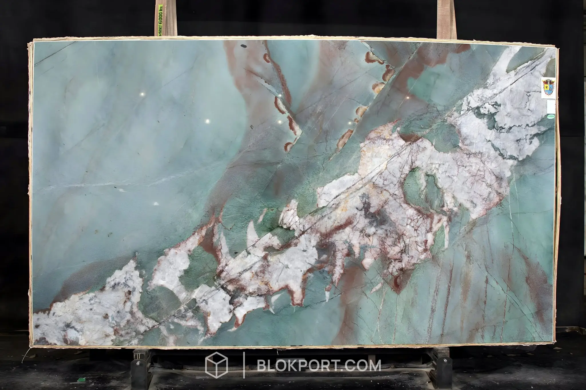 Arturo Blu Polished Quartzite