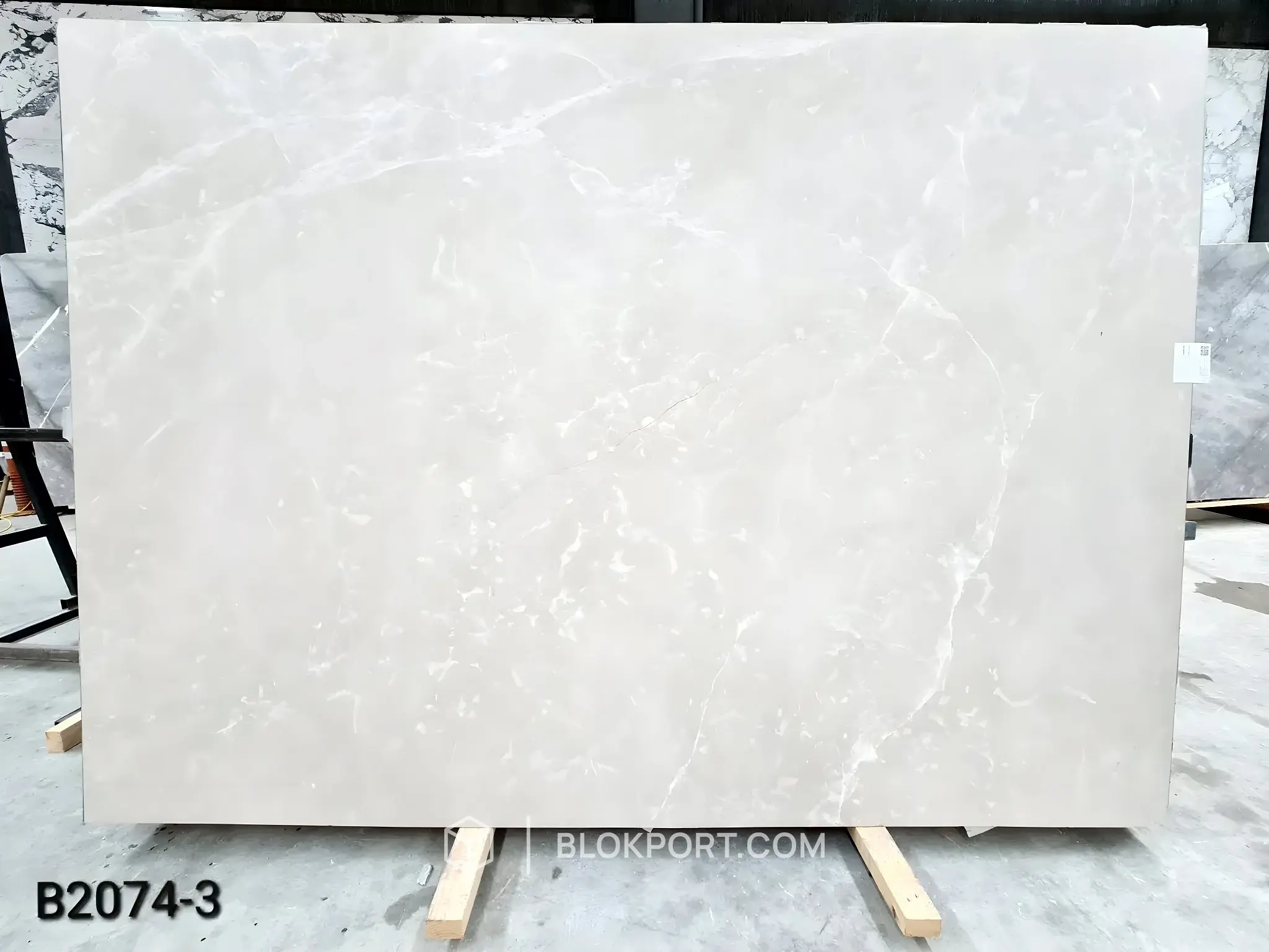 Moon Beige Levigato Marmo, foto 1 di 4