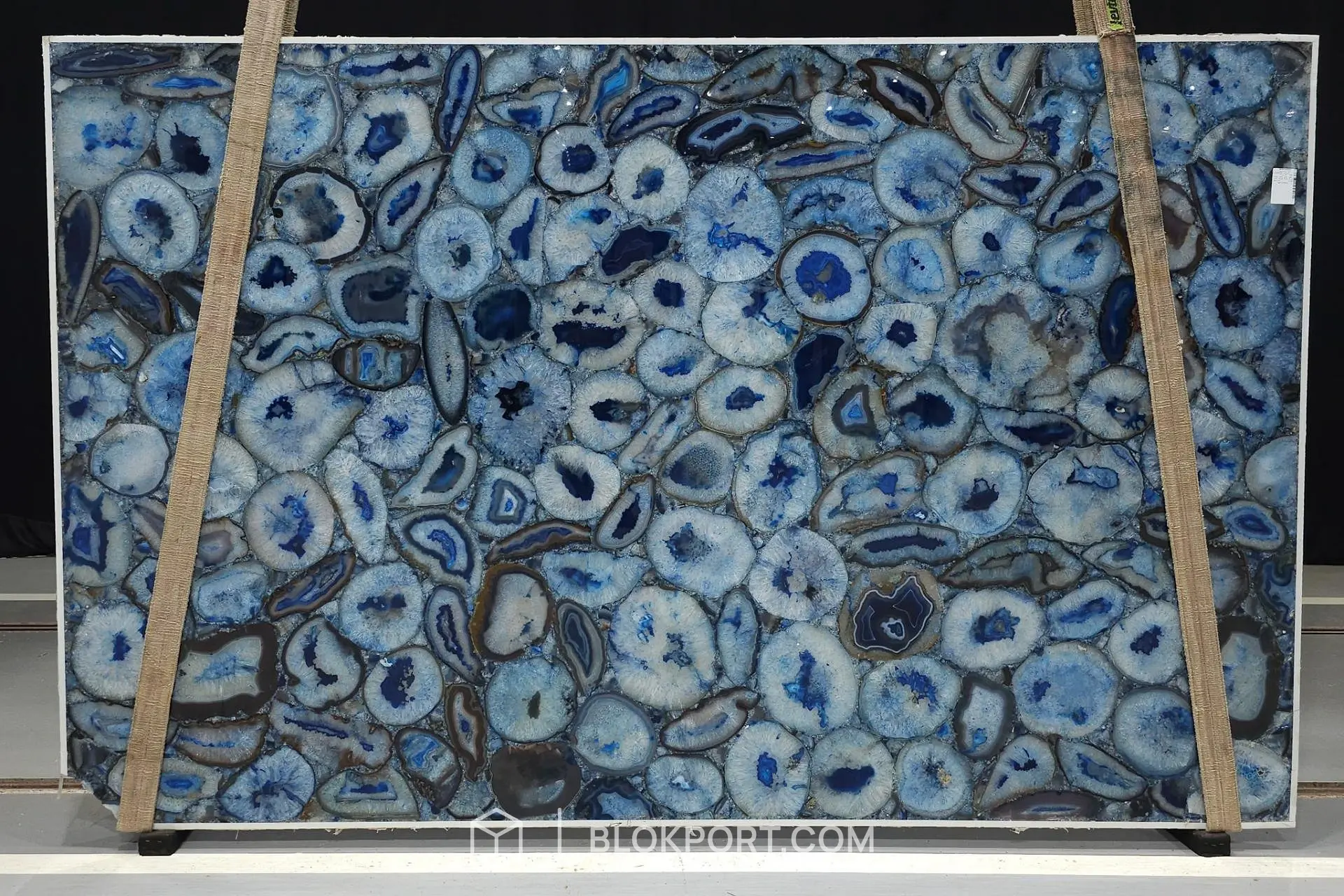 Agata Blue ملمع العقيق, photo 1 of 3