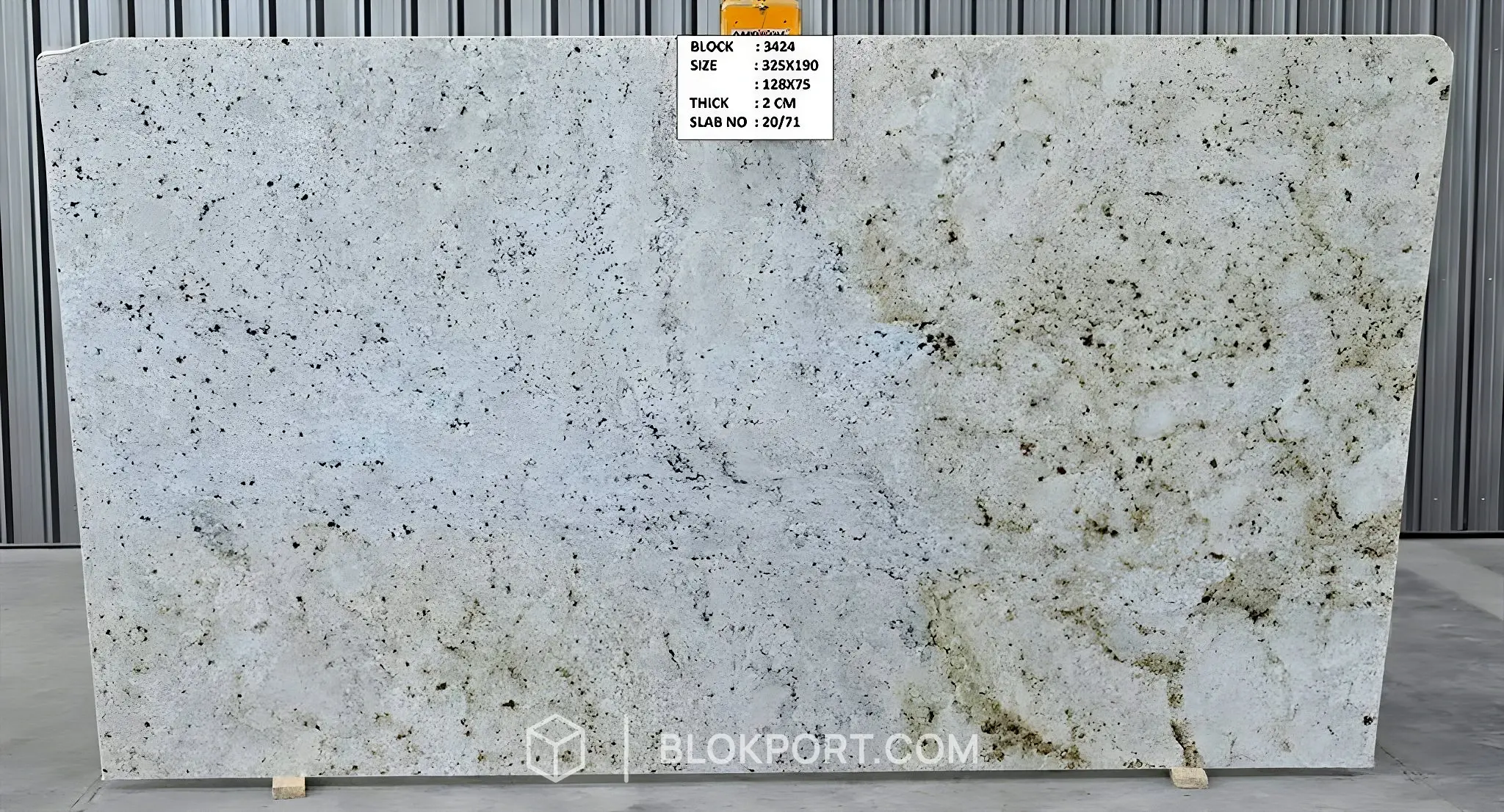 Colonial White Lucidato Granito, foto 1 di 7