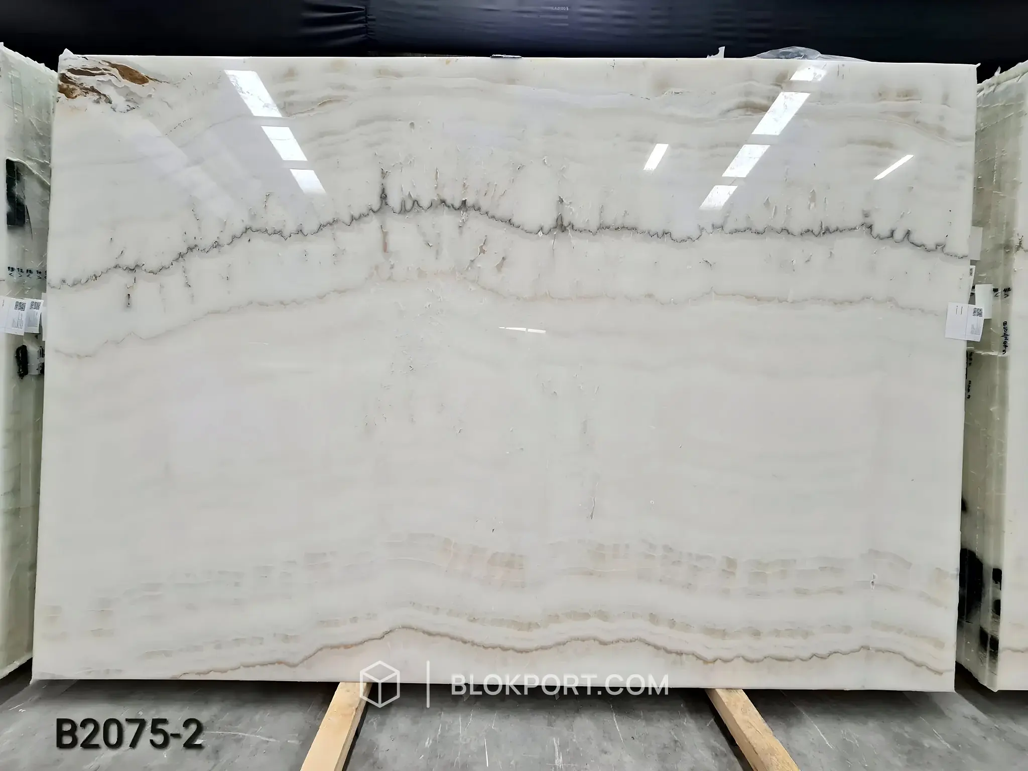 White Onyx ملمع, الصورة 1 من 6