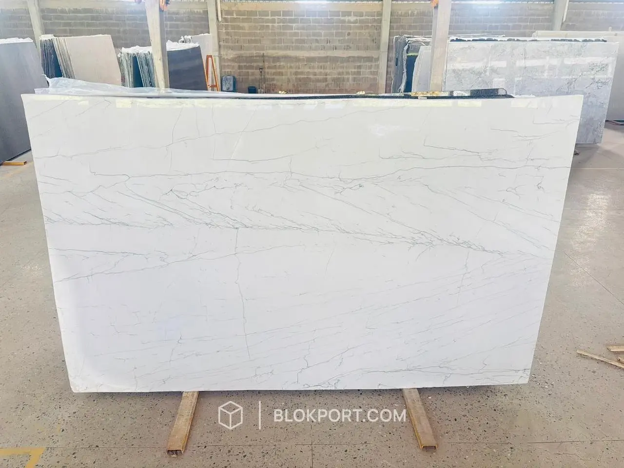 Porto Bianco ملمع الكوارتزيت, الصورة 1 من 2