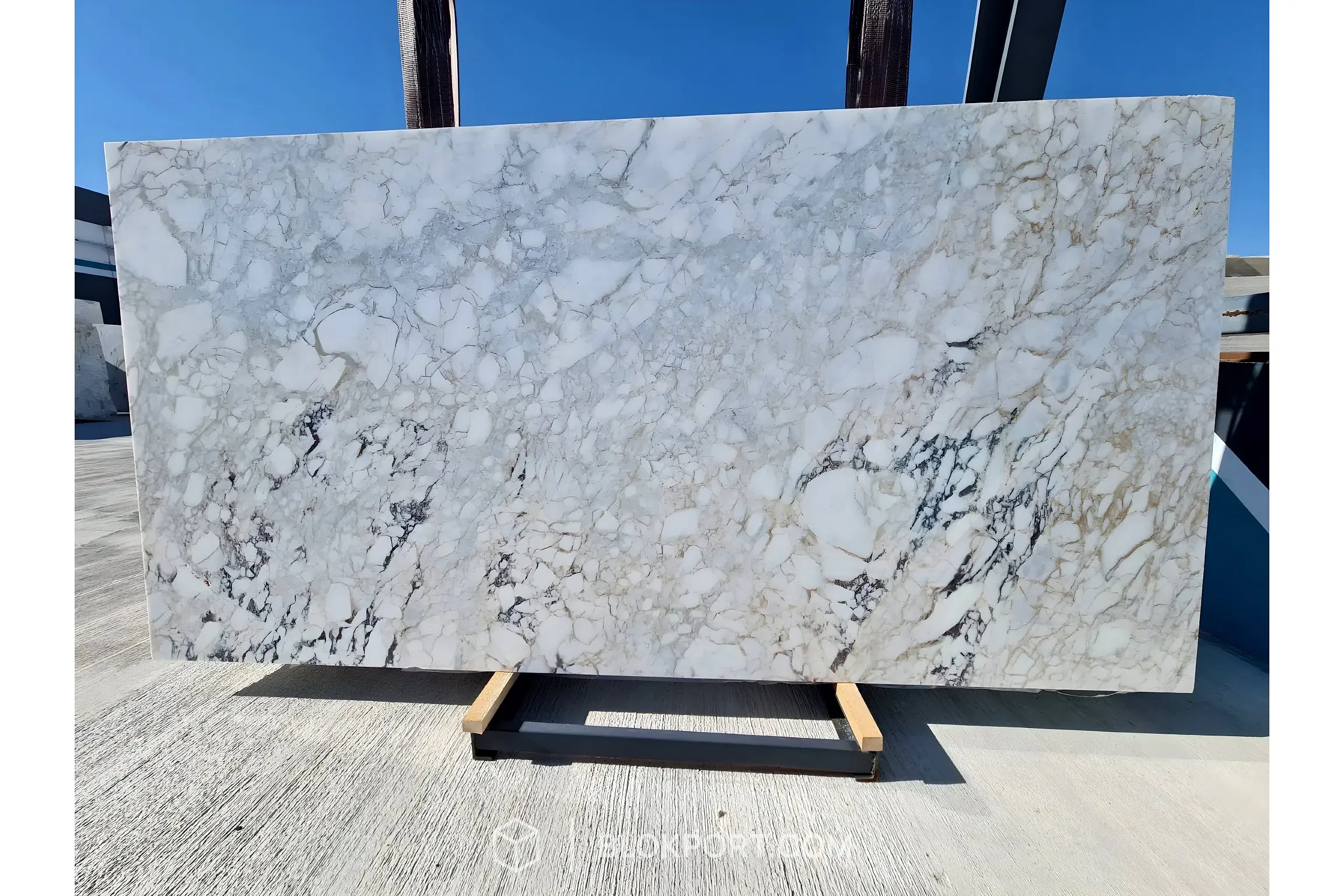 Afyon Gold Polished Marble