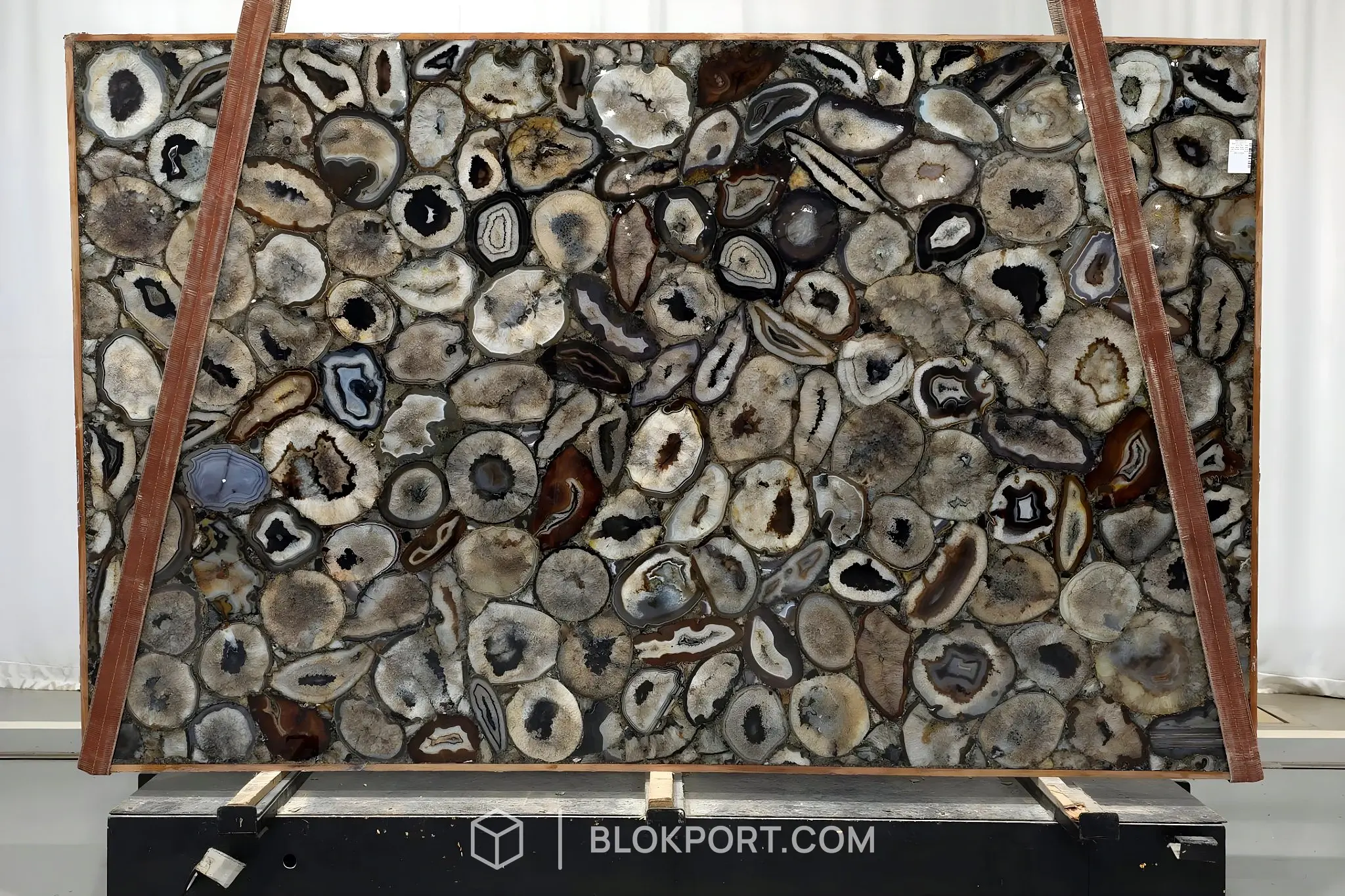 Agata Black Polished Agate