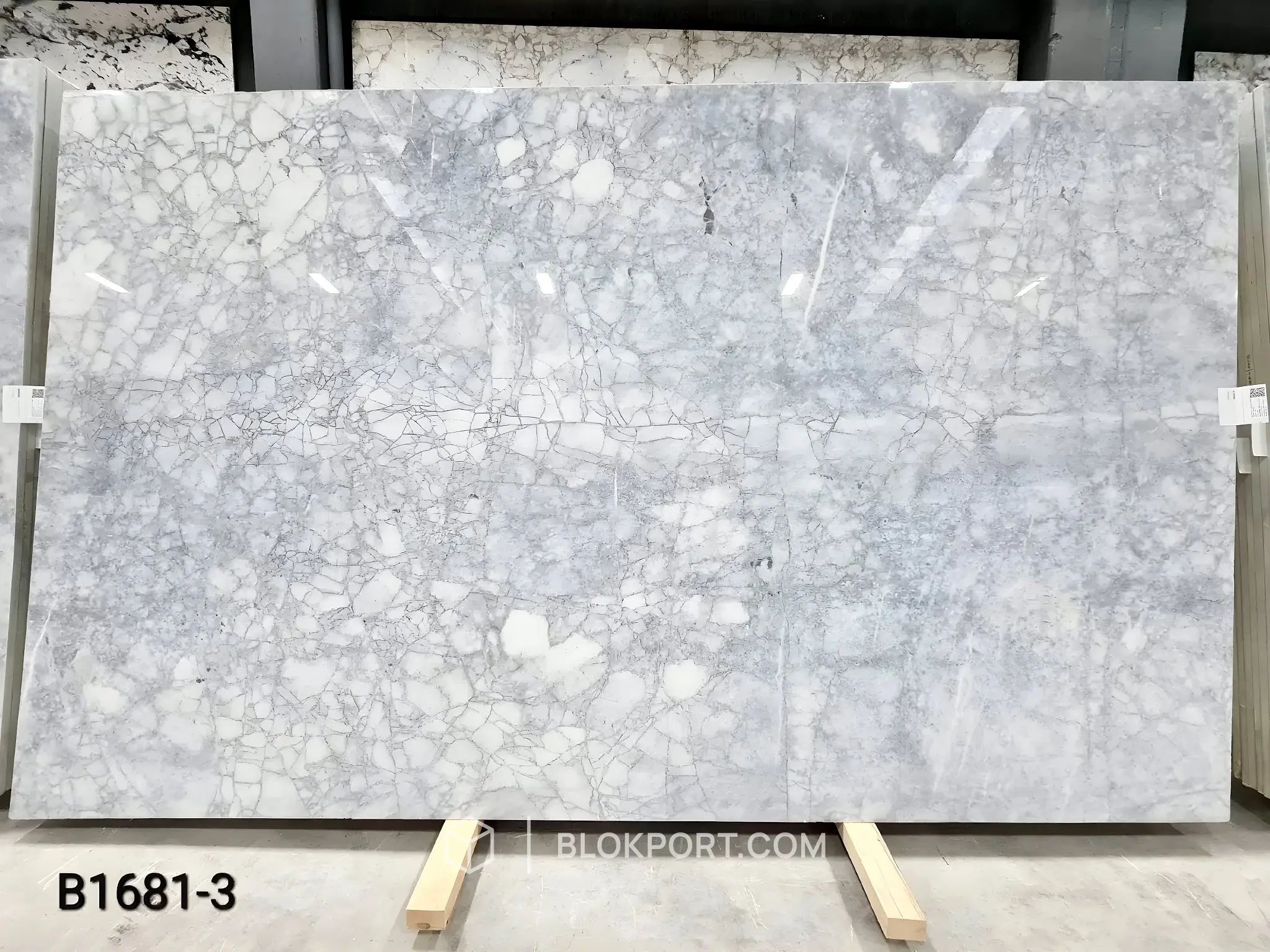 Bianco Venato Lucidato Marmo, foto 1 di 2