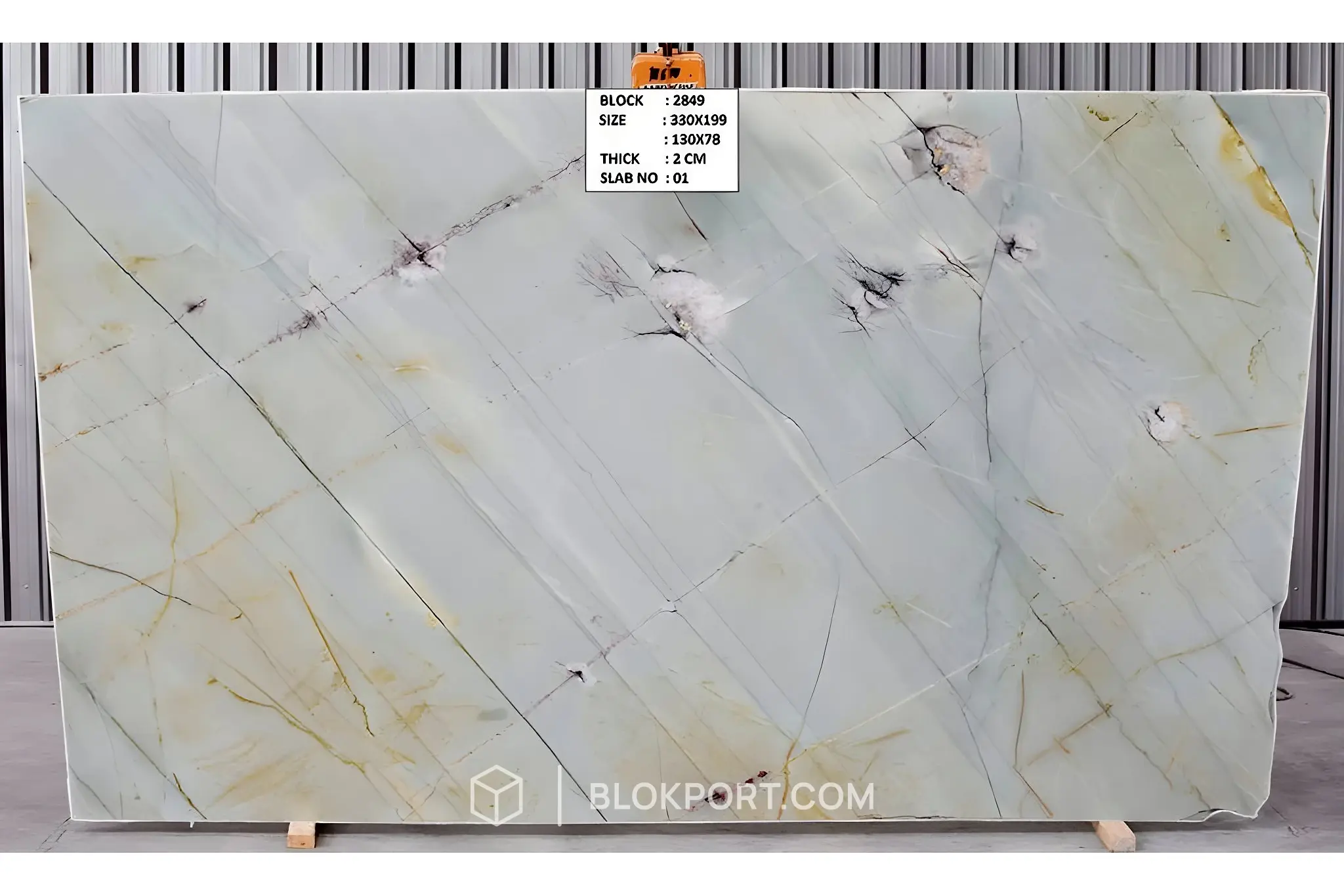Acquamare Polished Quartzite