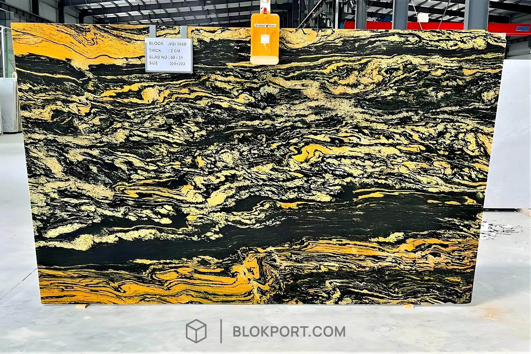 Fusion Gold Lucidato Granito, foto 1 di 4