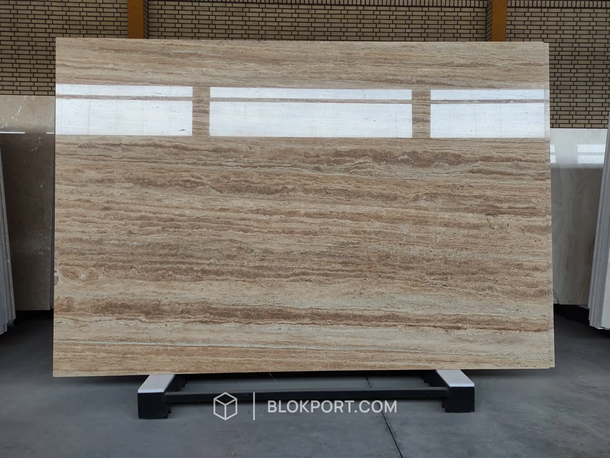 Beige Travertine 抛光, 1 张图片，共 3 张