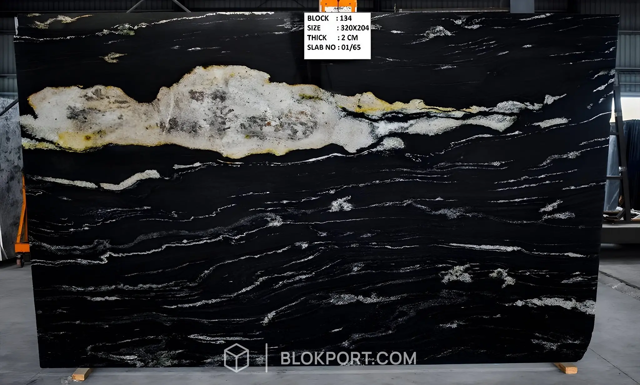 Cosmic Black Poli Granit, photo 1 sur 7