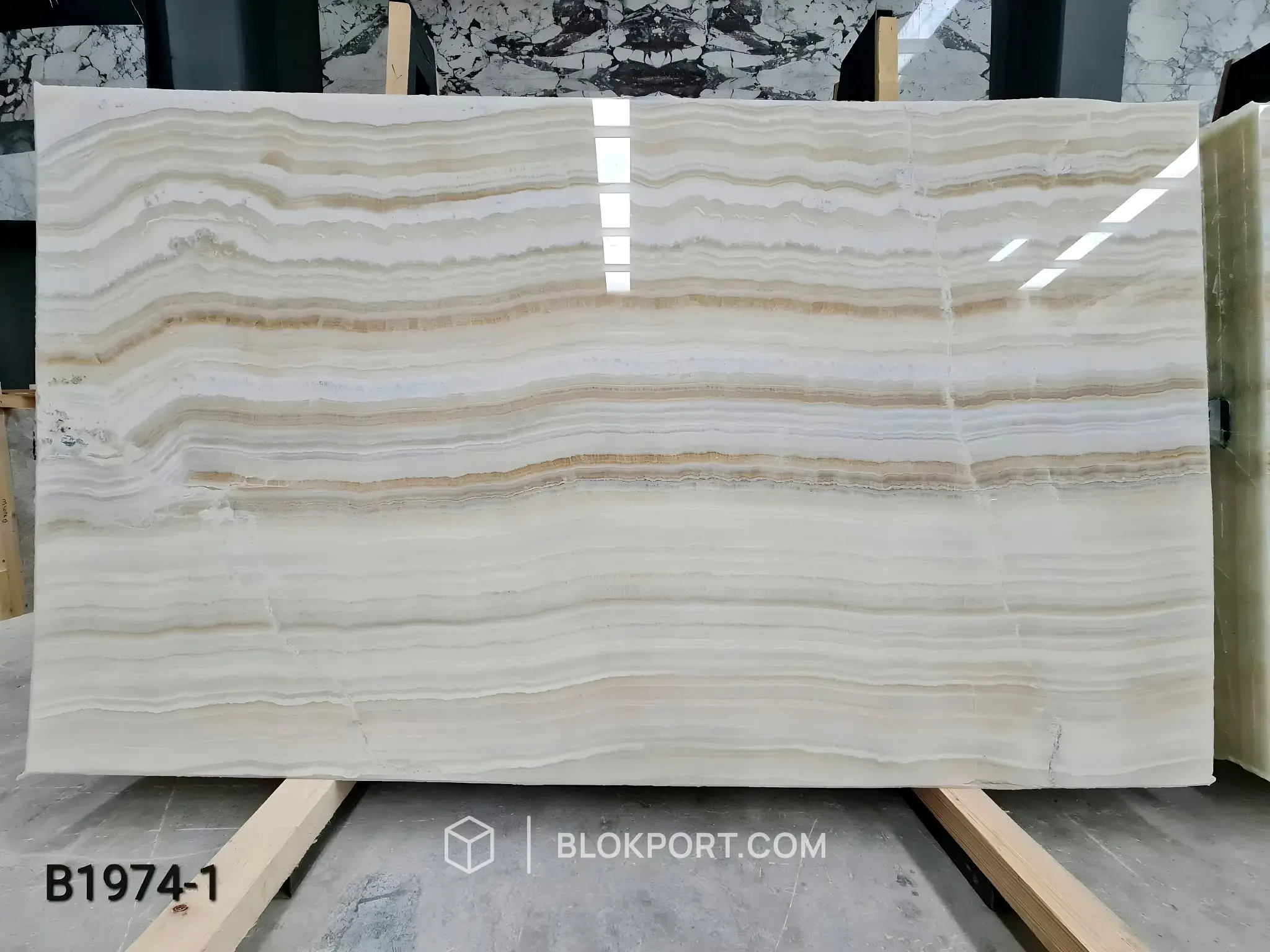 White Onyx Lucidato, foto 1 di 2