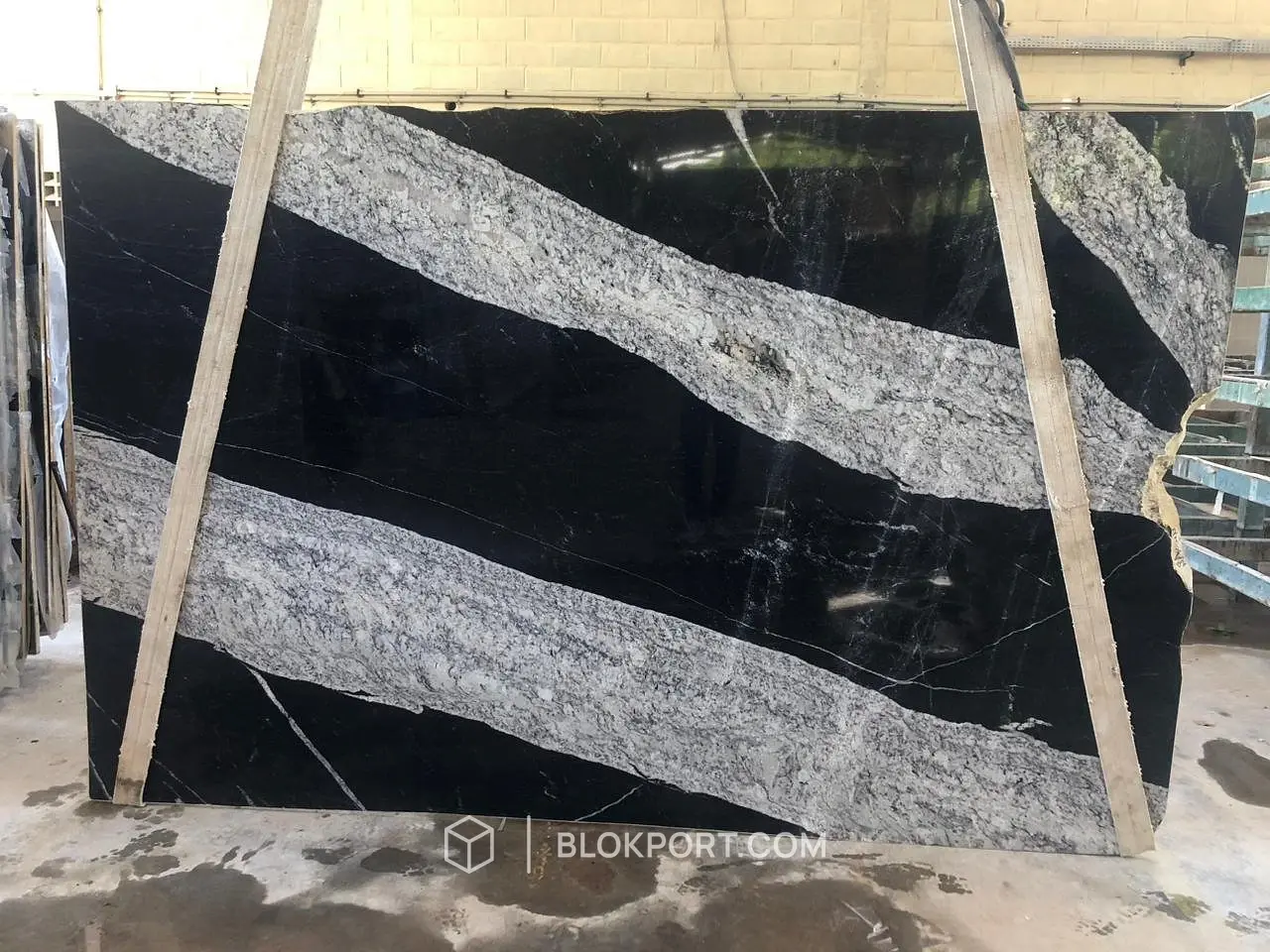 Maori Lucidato Granito, foto 1 di 5