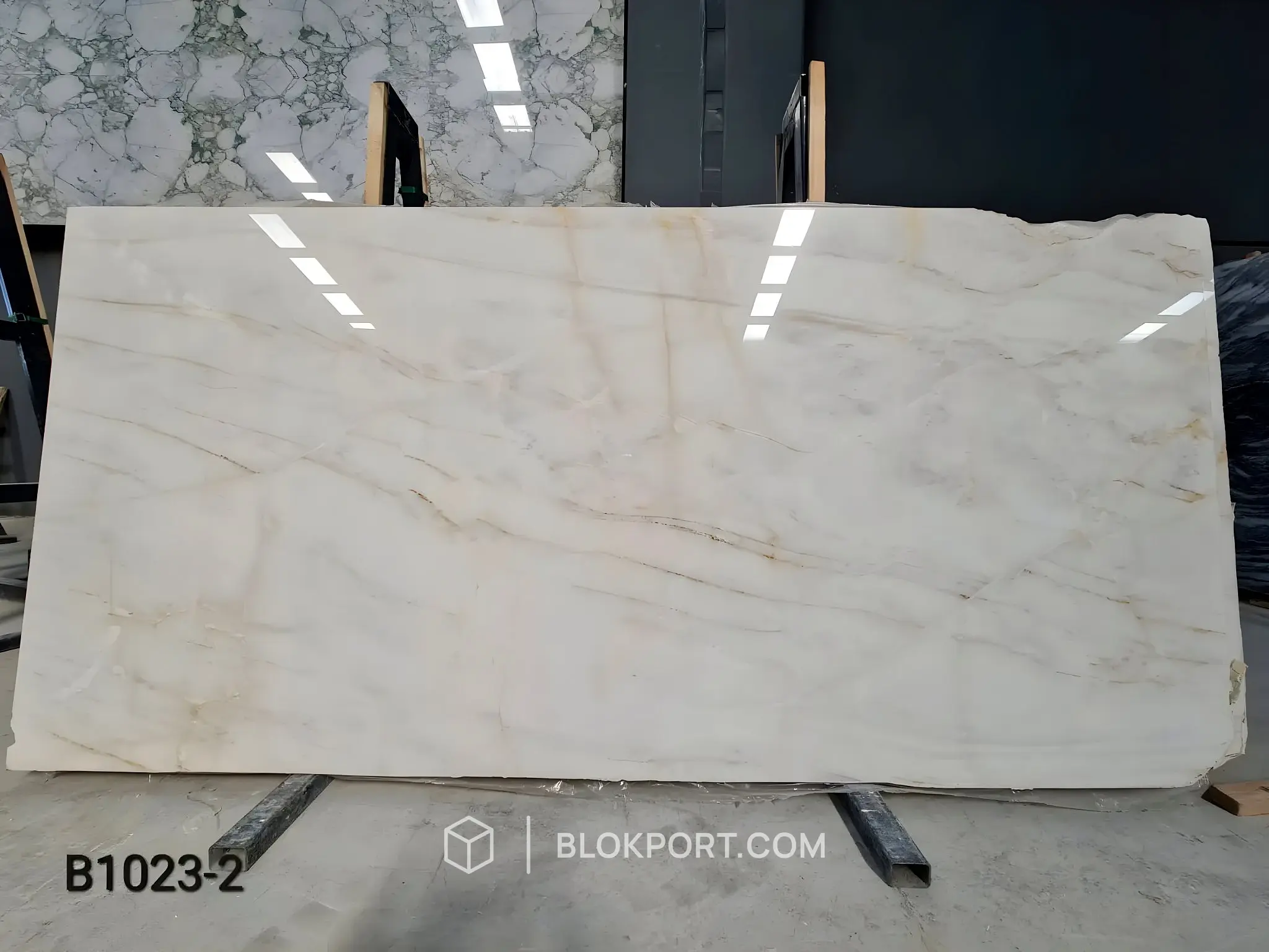 Turkish Calacatta Gold Lucidato Marmo, foto 1 di 1