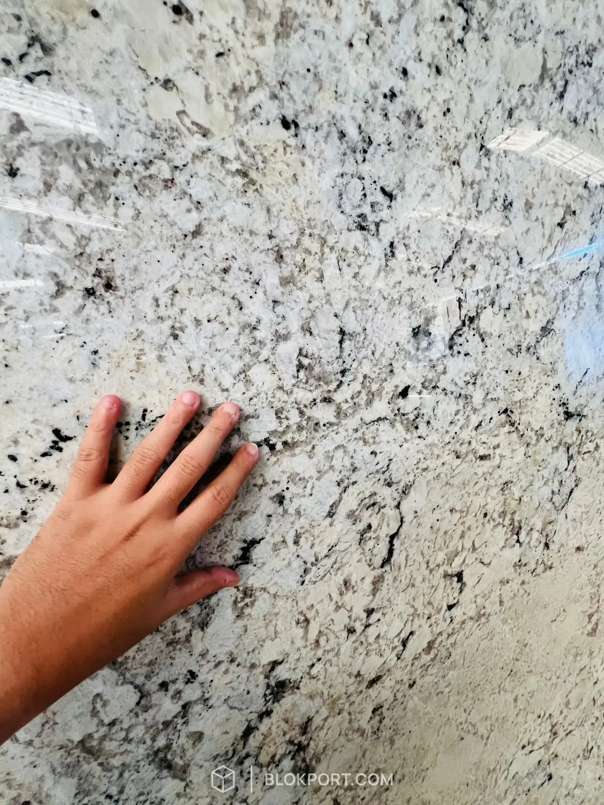 Ice White Poliert Granit, Foto 1 von 2